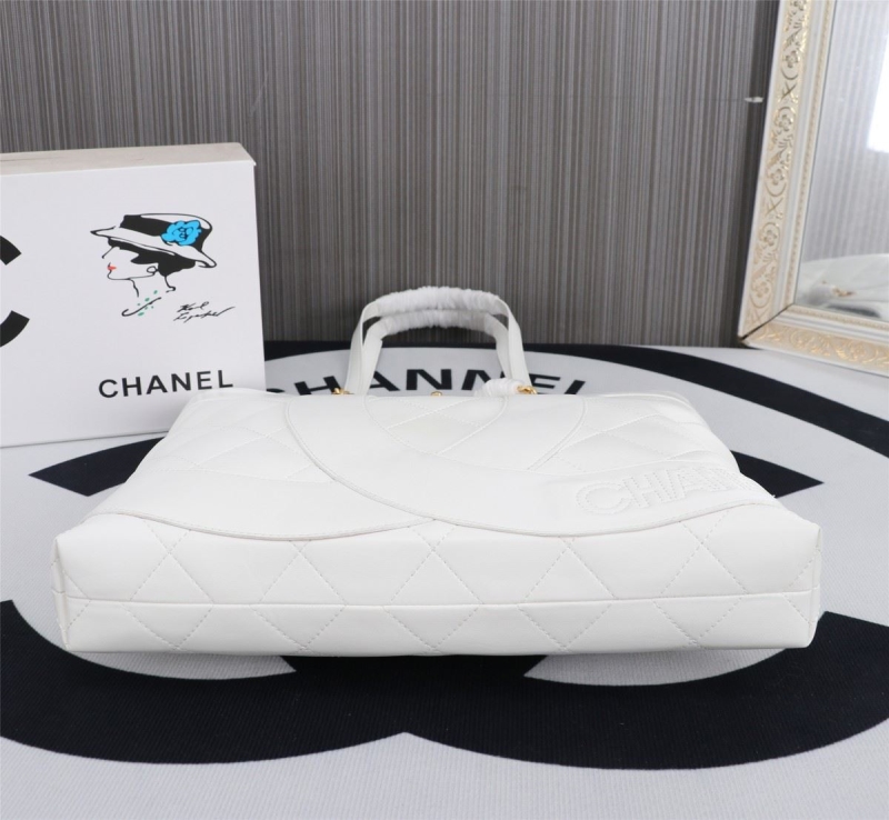 Ch**el shopping bags